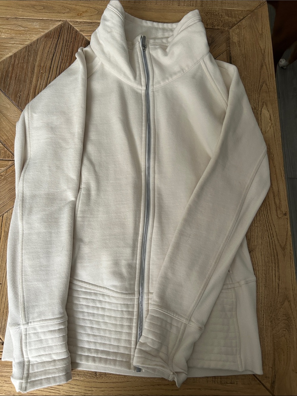 lululemon athletica Cream Full-Zip Quilted Hem Bomber